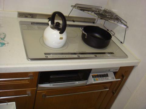 埼玉県蓮田市Iさま邸（IHｸｯｷﾝｸﾞﾋｰﾀｰ設置工事）