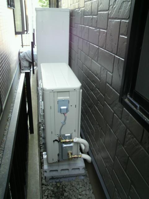 埼玉県上尾市Ｓさま邸（エコキュート設置工事）