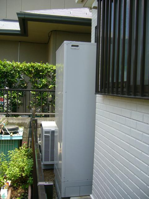 埼玉県蓮田市Gさま邸（エコキュート設置工事）