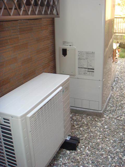 埼玉県上尾市Iさま邸（エコキュート設置工事）