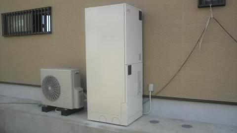 埼玉県鴻巣市Aさま邸（エコキュート設置工事）