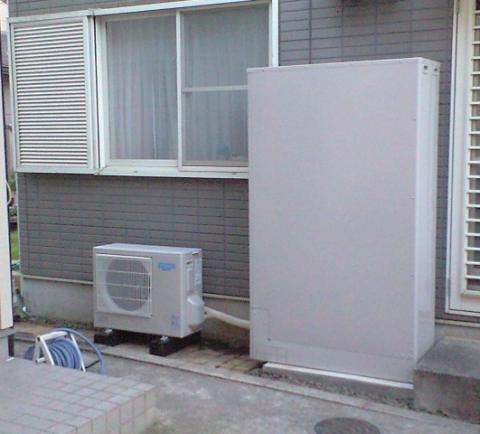 千葉県流山市Yさま邸（エコキュート設置工事）