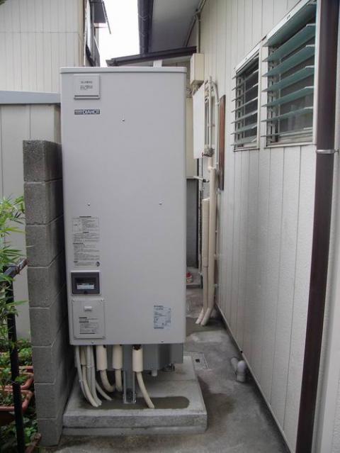 愛知県　H様邸　エコキュート工事