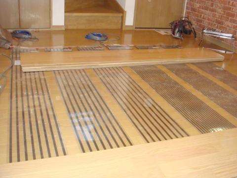 埼玉県蓮田市Iさま邸（電気式床暖房）