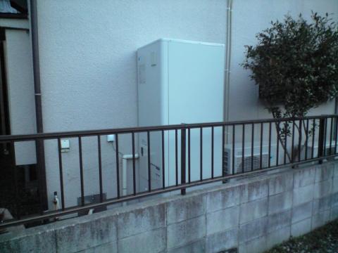 埼玉県上尾市Mさま邸（エコキュート設置工事）