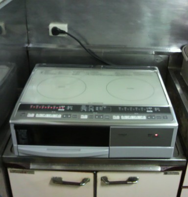 埼玉県上尾市Tさま邸（IHｸｯｷﾝｸﾞﾋｰﾀｰ設置工事）