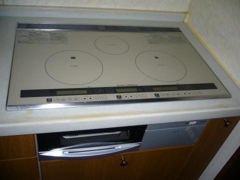 埼玉県上尾市Oさま邸（IHｸｯｷﾝｸﾞﾋｰﾀｰ設置工事）