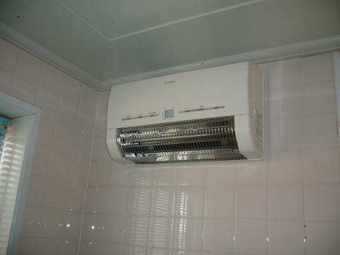 埼玉県上尾市Aさま邸（浴室乾燥機取付け工事）