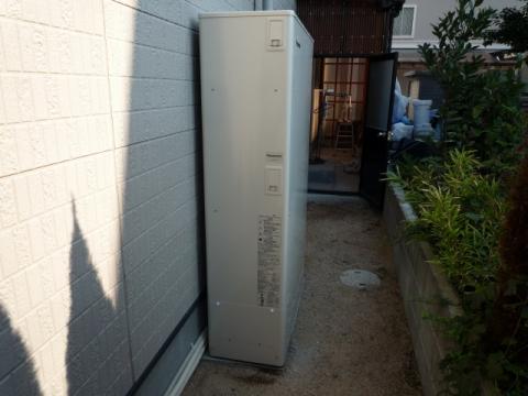 山口県防府市A様邸　エコキュート