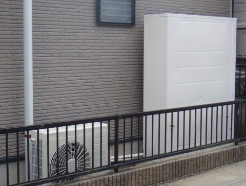 埼玉県上尾市Mさま邸（エコキュート設置工事）