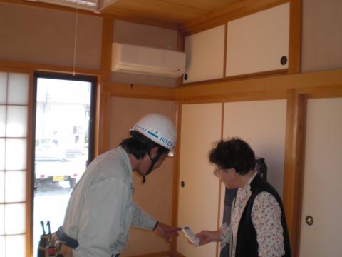 愛知県田原市神戸町　Ｗ様邸でルームエアコン取付工事