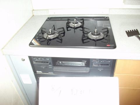 東京都小金井市　S様邸　エコキュートと一緒にガスコンロ