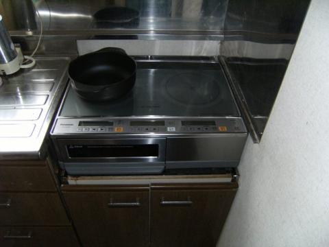 東京都日野市E様邸　IHクッキングヒーター
