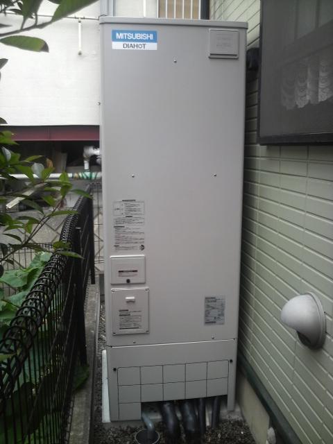 東京都八王子市J様邸　エコキュート