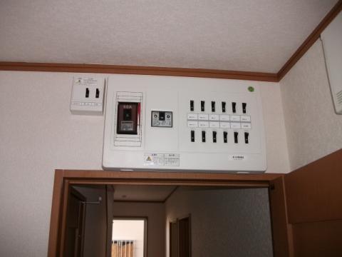 埼玉県　新座市　O様邸　分電盤増設工事