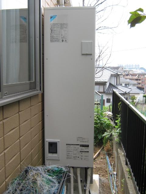 東京都多摩市K様邸　エコキュート