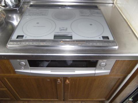 埼玉県草加市N様邸　IHクッキングヒーター