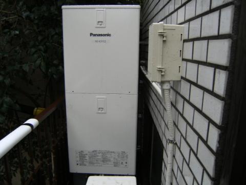 東京都葛飾区T様邸　エコキュート