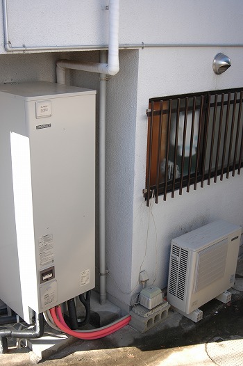 韮崎市　Ｋ様邸　エコキュート設置工事