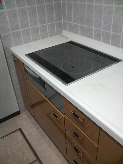 埼玉県さいたま市T様邸　IHクッキングヒーター