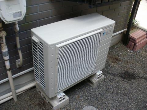 東京都稲城市M様邸　エコキュート