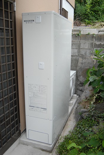 甲府市　Ｍ様邸　エコキュート設置工事