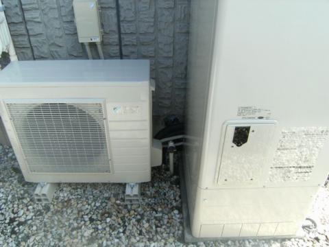 埼玉県入間市N様邸　エコキュート