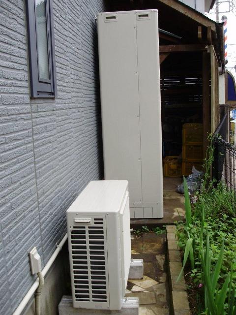 埼玉県春日部市S様邸　エコキュート