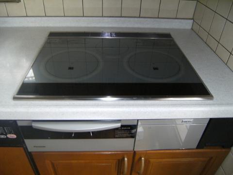 埼玉県さいたま市M様邸　IHクッキングヒーター