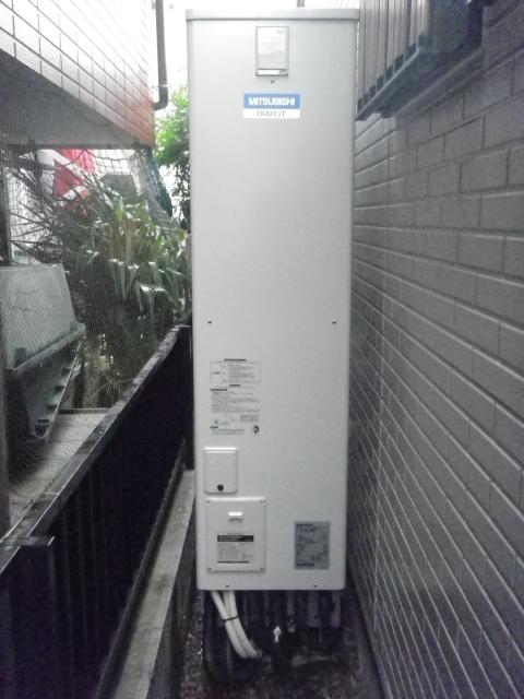 東京都葛飾区Ｈ様邸《エコキュート設置》
