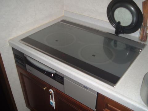 兵庫県川西市Ｔ様ＩＨクッキングヒーター工事