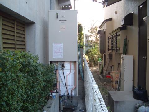 大阪府豊中市Ｕ様　エコキュート工事