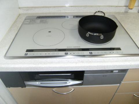 埼玉県越谷市N様邸　ＩＨクッキングヒーター