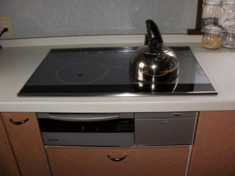 埼玉県上尾市I様邸　IHクッキングヒーター