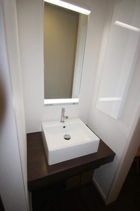 オリジナル手洗いカウンター造作工事