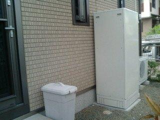 静岡県御殿場市H様邸　エコキュート