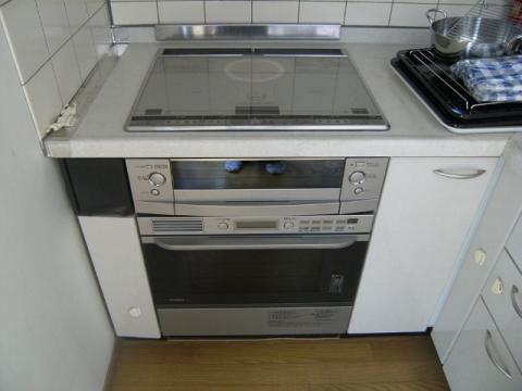 東京都世田谷区H様邸　IHクッキングヒーター