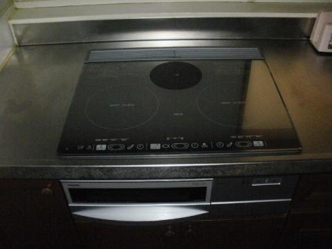 栃木県日光市F様邸　IHクッキングヒーター