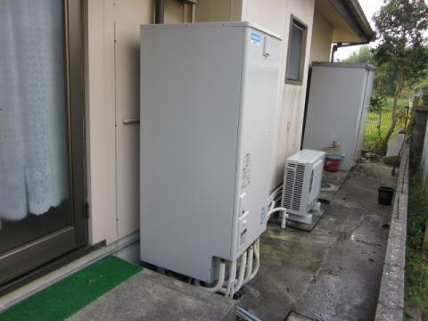 福岡県飯塚市T様邸　エコキュート