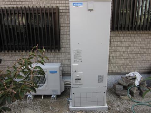 福岡県筑紫野市T様邸　エコキュート