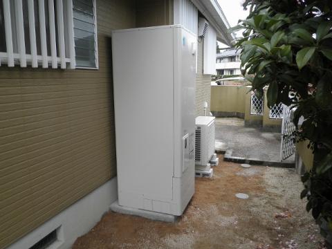 佐賀県伊万里市F様邸　エコキュート