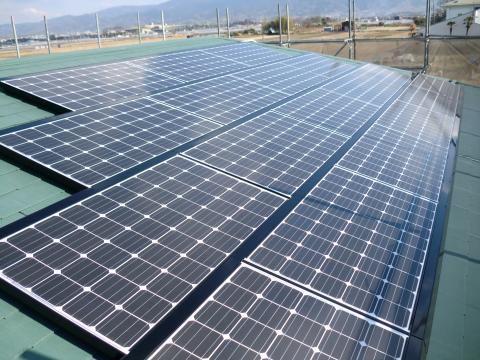 奈良県奈良市　M様邸　三菱単結晶２００W太陽光発電工事