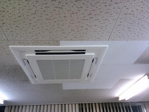 宮城県仙台市にて天井カセット型エアコン工事