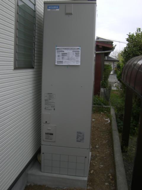 愛知県田原市大草町　K様邸で住宅新築に伴うエコキュート設置工事