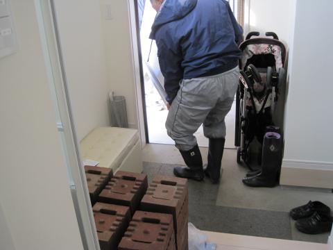 運び込みます【蓄熱暖房器工事】【電気工事】【長野県長野市】オール電化・エコ電化JP・街の工事屋さん【大光電気商会】