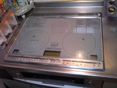 埼玉県 和光市下新倉　辻田さま邸　オール電化（エコキュート・IH）工事