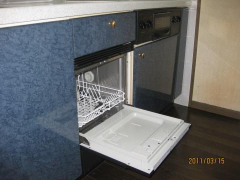 リンナイ食器洗い乾燥機ＲＫＷＡ−Ｆ４０１Ａ取り付け