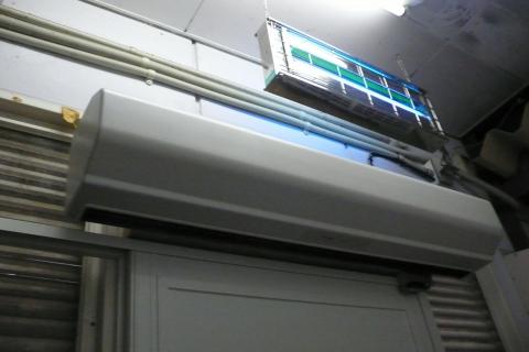 寒気をシャットアウト【長野県長野市エアーカーテン工事】【長野県長野市電気工事】【長野県長野市オール電化工事】【街の電気工事屋さん】エコ電化ＪＰ【大光電気商会】