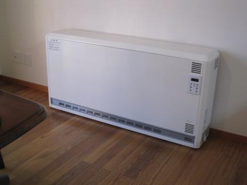 朝からポカポカです【電気蓄熱暖房器工事】【長野県長野市電気工事】【長野県長野市オール電化工事】【街の電気工事屋さん】エコ電化ＪＰ【大光電気商会】