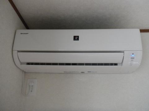 埼玉県三郷市S様邸《エアコン2台設置》